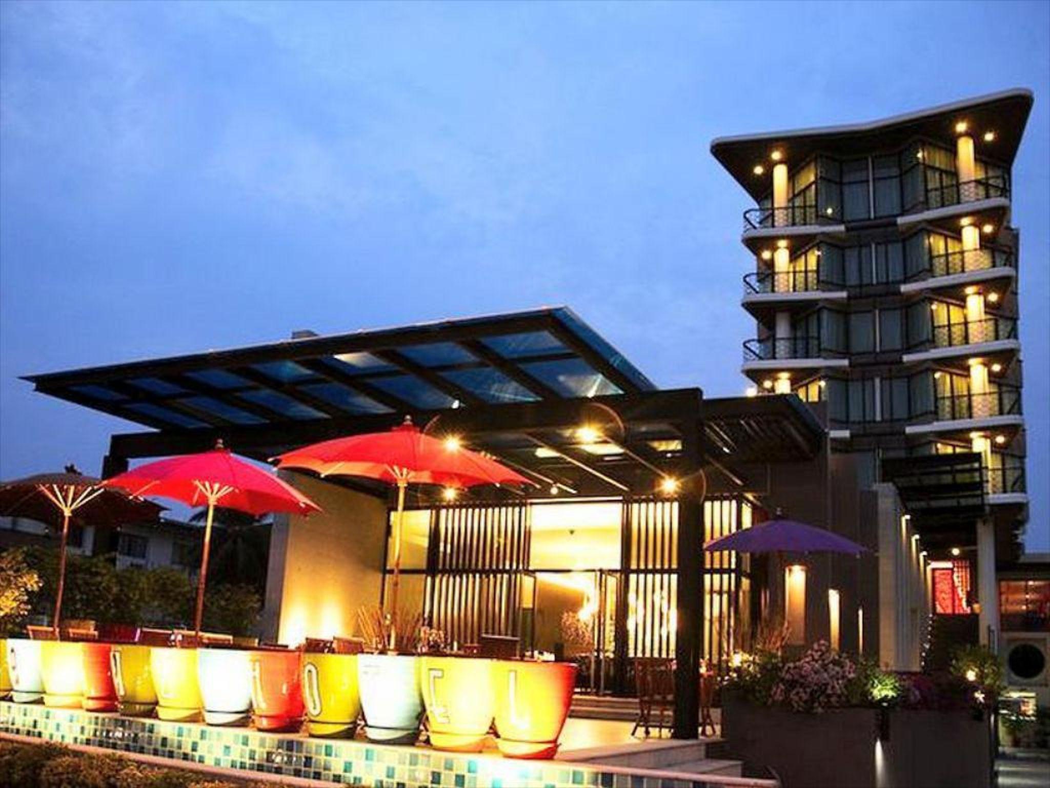 The Sez Hotel Bang Saen Exterior photo