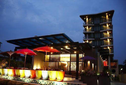 The Sez Hotel Bang Saen Exterior photo